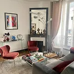 Magnifique Appartement Haussmanien Proche Trocadero !