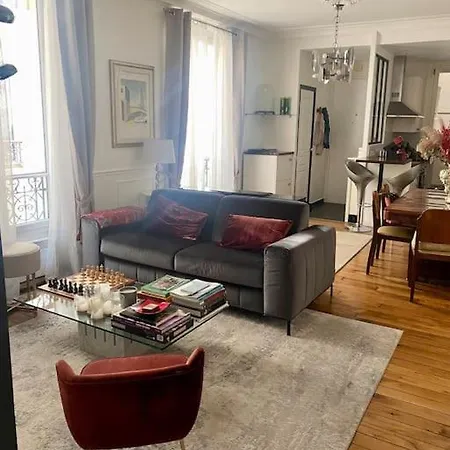 Magnifique Haussmanien Proche Trocadero ! Appartamento