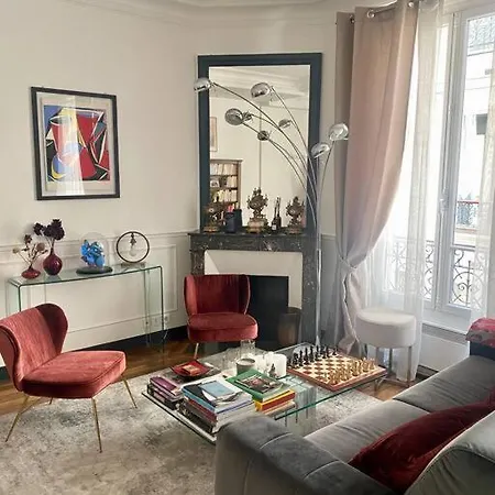 Magnifique Haussmanien Proche Trocadero !